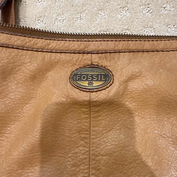 Fossil Vintage Leather Crossbody Bag Tan Adjustable Strap Multi-Zip Pockets - Picture 9 of 11